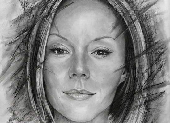 Frau Kohlezeichnung Portrait